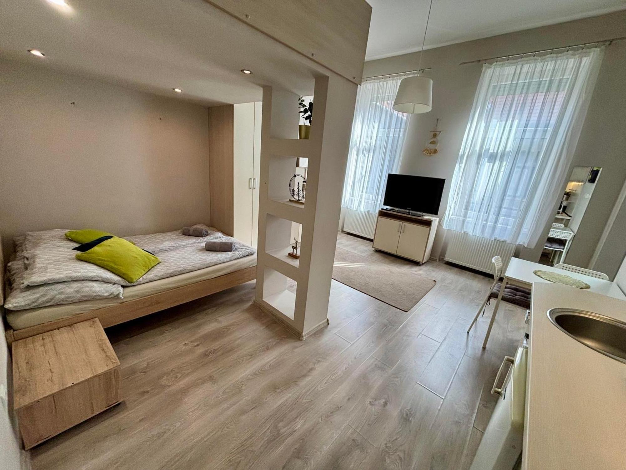 Ava Central Residence Budapeste Exterior foto